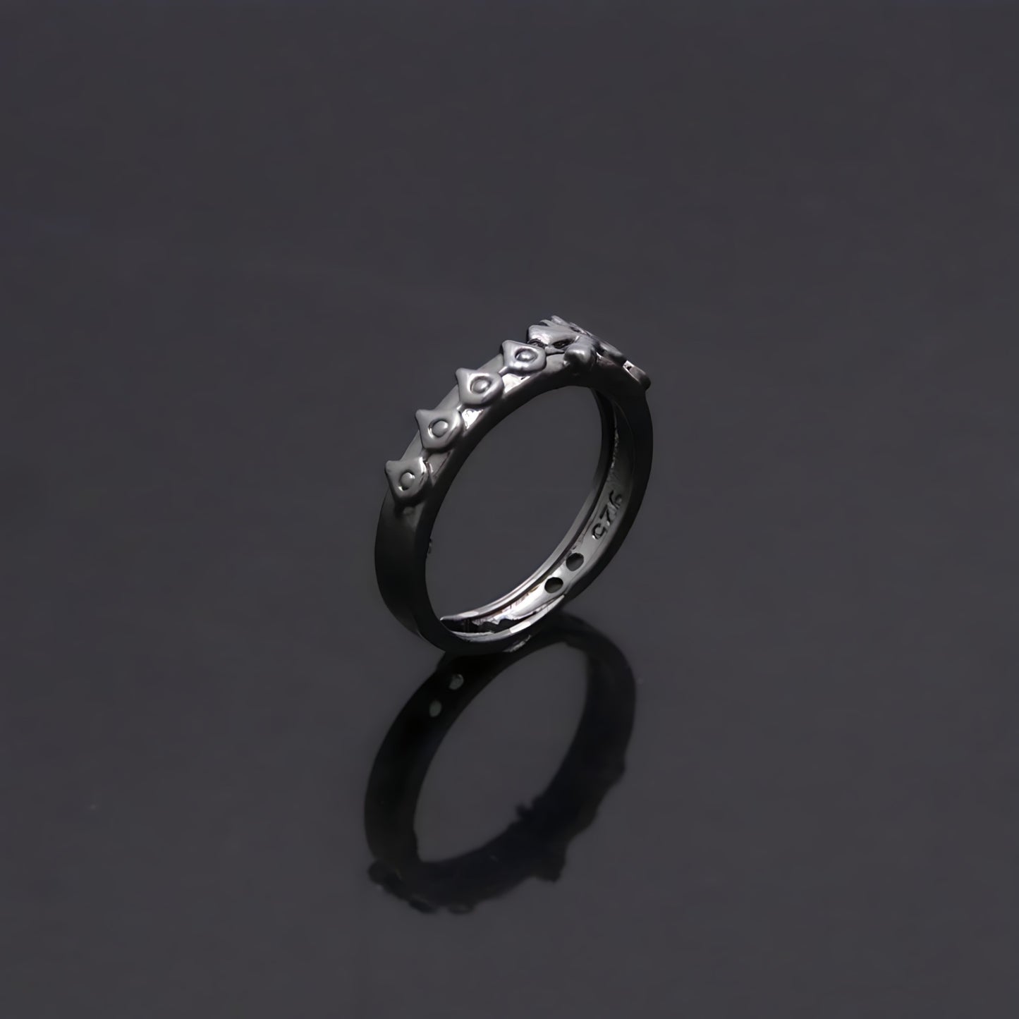 MELIODAS DRAGON SIN RING