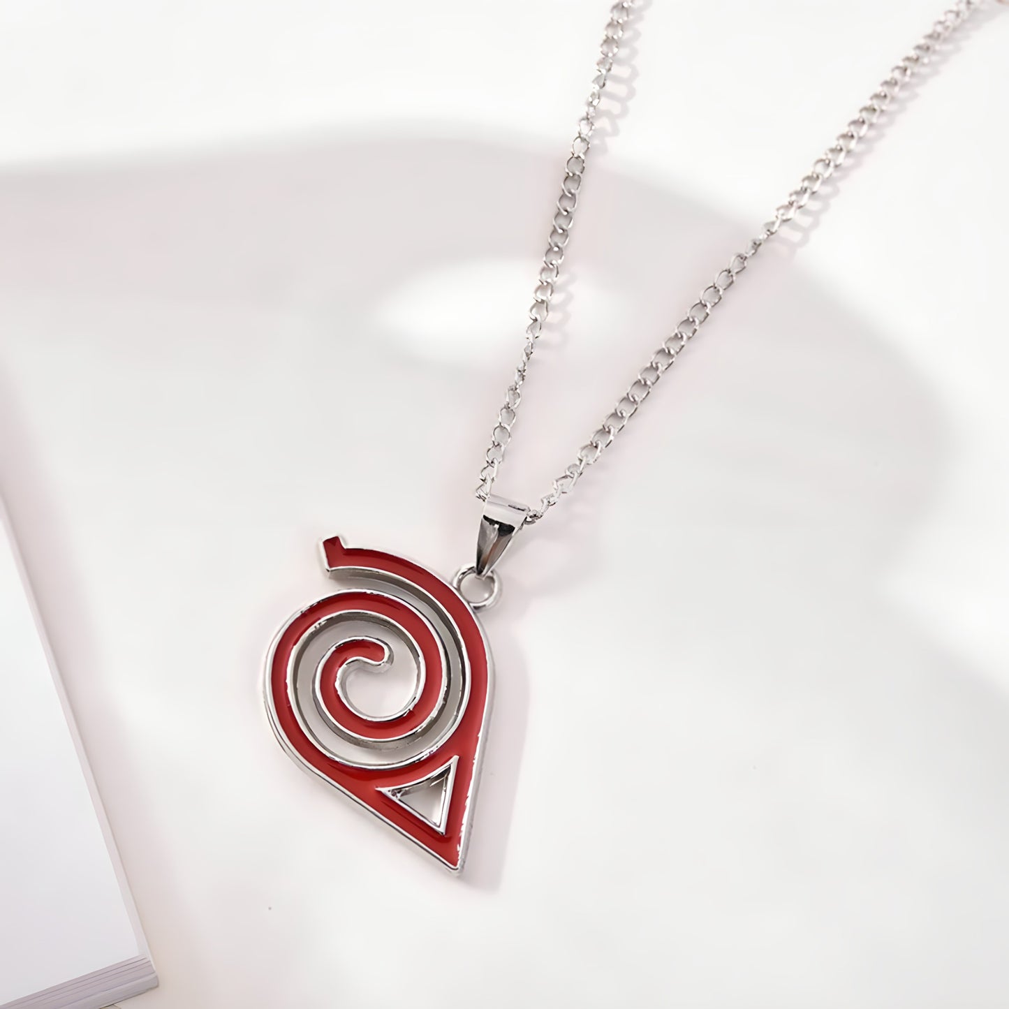 HIDDEN LEAF PENDANT