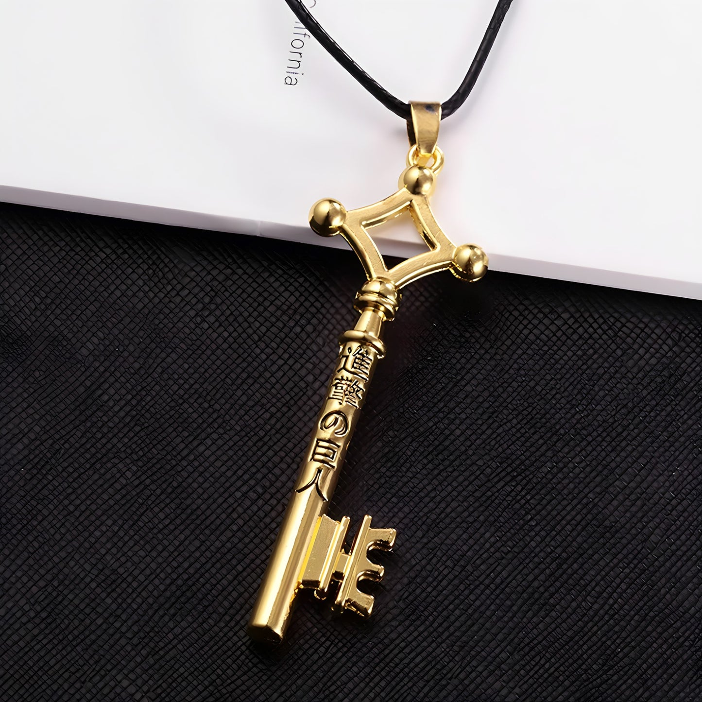 EREN YEAGER KEY PENDANT