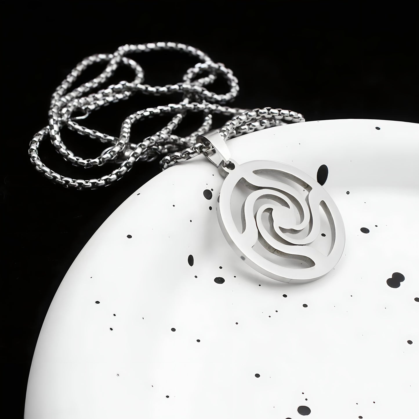 TOKYO JUJUTSU HIGH CREST PENDANT